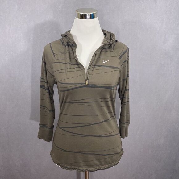 Nike Fitted Dri-Fit Running Shirt with Hood, 3/4 Zip and 3/4 Sleeves. - Picture 1 of 9